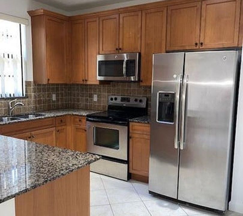 1st image of 114 E Astor Cir