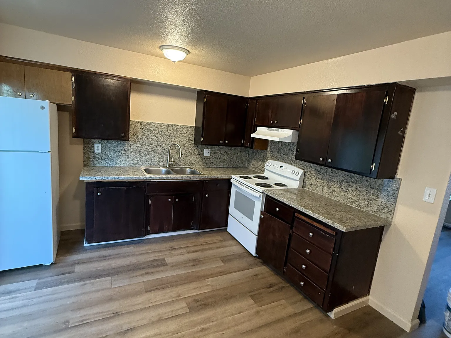 Acapulco 2 - Unit 2 — Photo 1