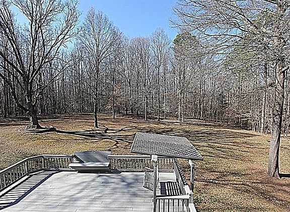3rd image of 17240 Hanover West Dr