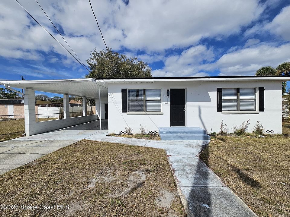 1st image of 814 Tropic St