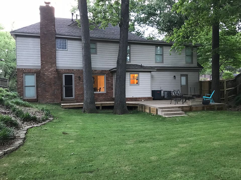 2nd image of 8991 Latimer Dr