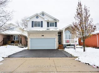 39 Endeavour Dr, Cambridge, ON N3C4C4