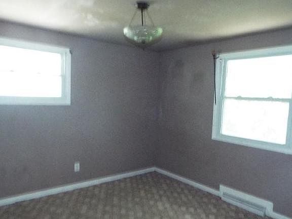 3rd image of 2304 Dickey Ave