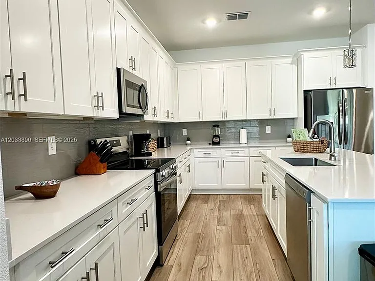 1217 Reunion Village Blvd — Photo 6
