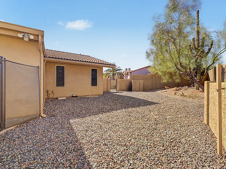 17221 E Lantern Ln — Photo 37