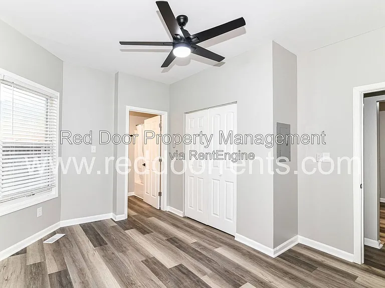 1329 E Market St #2 — Photo 15