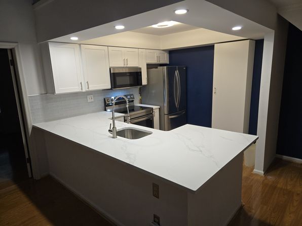 1221 Eagles Ridge Dr FLOOR 2