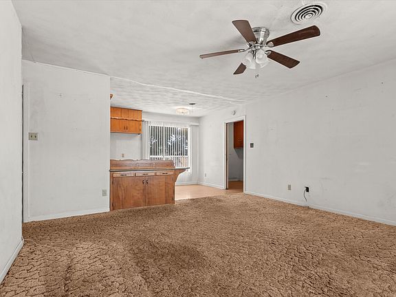 3rd image of 1111 16th St
