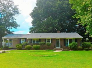 502 Smithdale St, Winston Salem, NC 27107