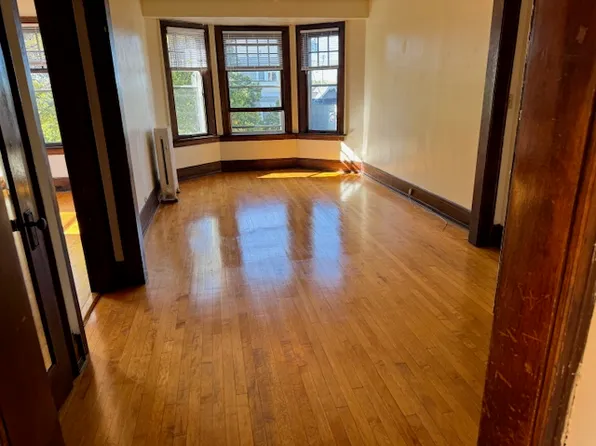 1690 N Marshall St Floor A-1, Milwaukee, WI 53202