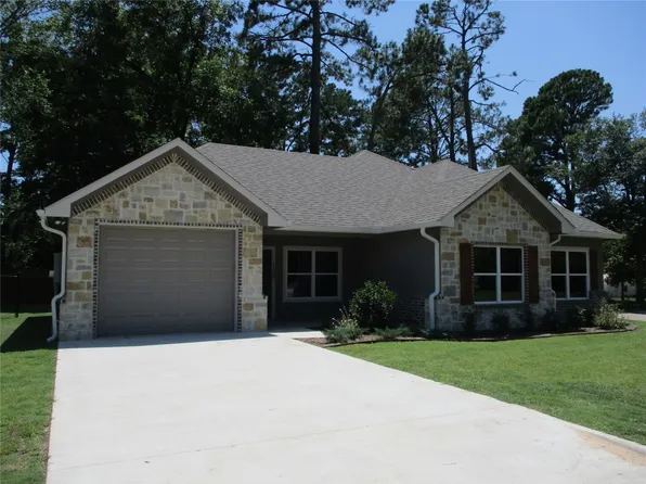108 Pine St, Emory, TX 75440