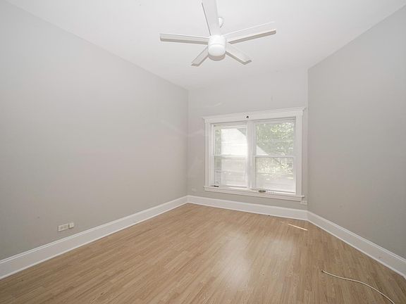 3rd image of 002316 W Superior St APT 2E