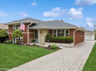 1513 Forest Rd, La Grange Park, IL 60526