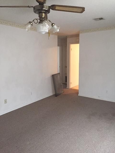 2nd image of 422 W Cleveland Ave