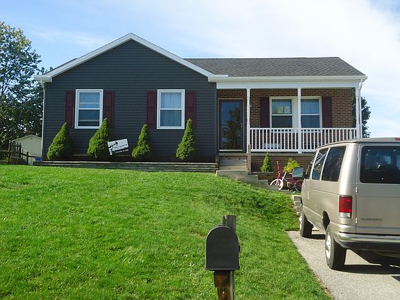 2nd image of 15 Constitution Ct
