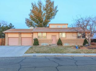 2309 N Wagner Ave, Farmington, NM 87401