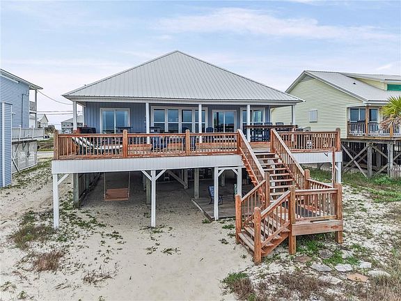 3rd image of 2320 Island Shores Dr
