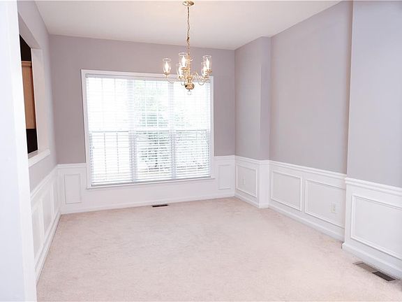 3rd image of 6335 Waveland Dr
