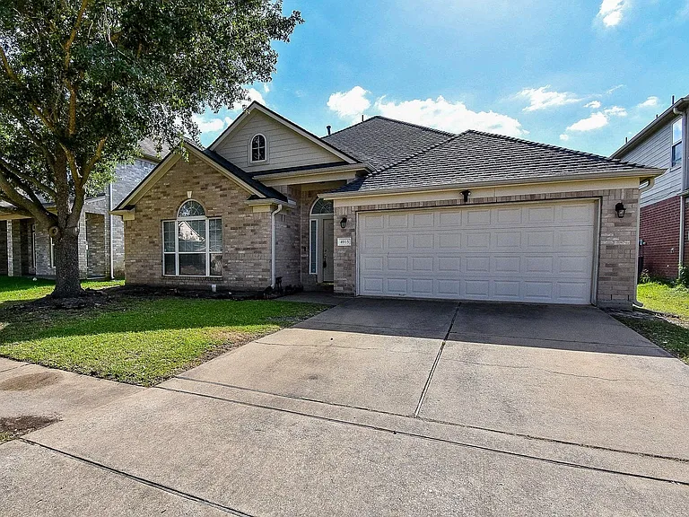 4915 Ibis Lake Ct — Photo 1
