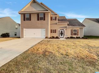 825 Clover Cir, Springville, AL 35146
