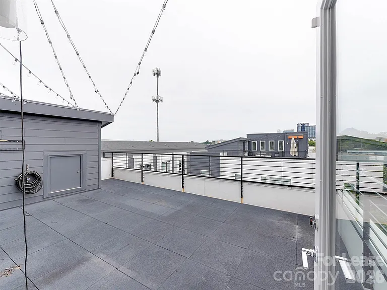 3115 Robeline Ln — Photo 36