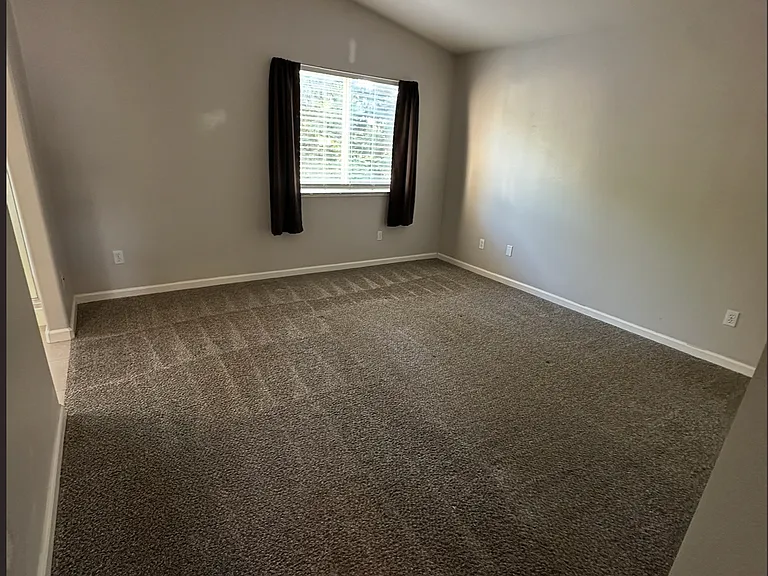 1412 Blush St — Photo 9