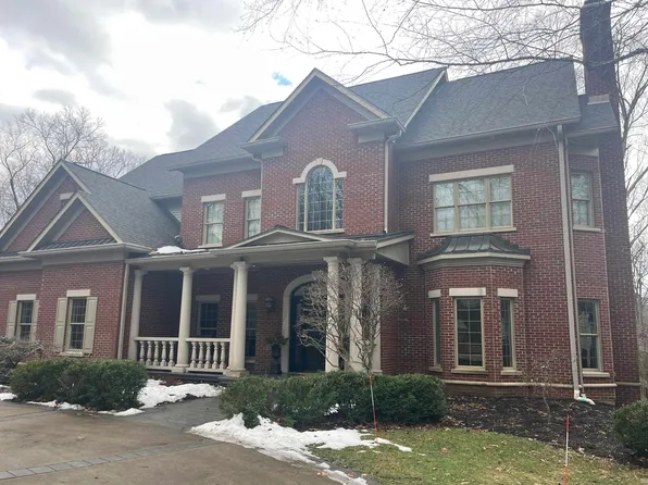4400 S Inverness Crst, Bloomington, IN 47401