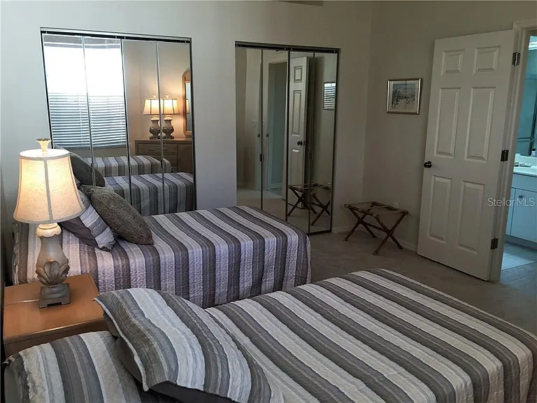 549 Fallbrook Dr — Photo 14