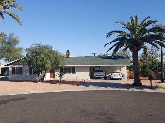 3rd image of 2533 W Village Dr