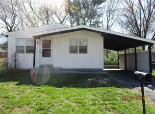 12 Anistasia Dr, Saint Louis, MO