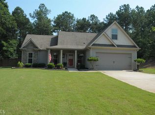 33 Hickory Hills Dr, Newnan, GA 30263