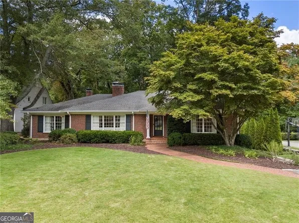 725 Montana Rd NW, Atlanta, GA 30327