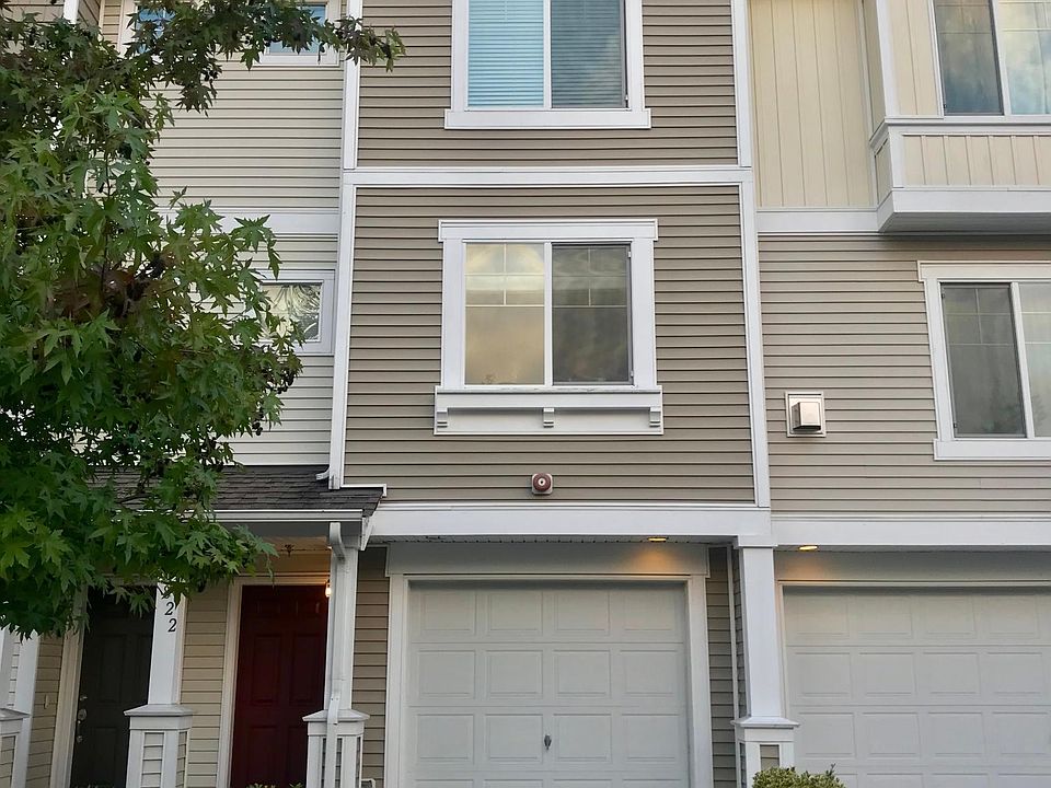 1st image of 17822 75th Ave E