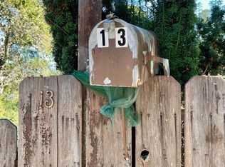 13 Ridge Rd, Fairfax, CA 94930