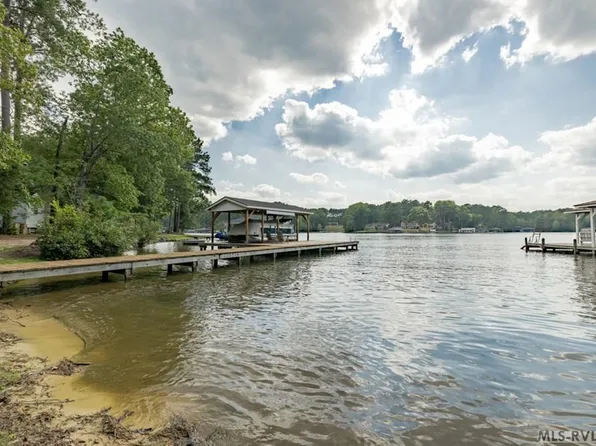 324 Cool Spring Dr, Valentines, VA 23887