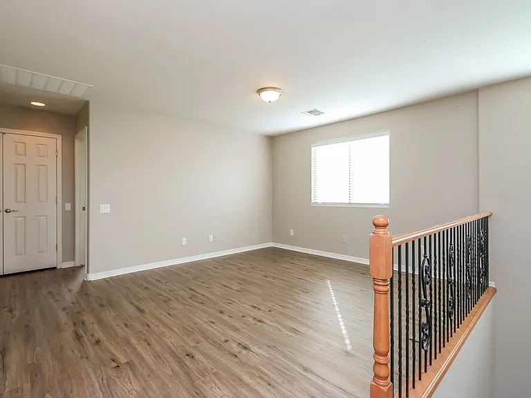 11043 E Silver Springs Ave — Photo 5