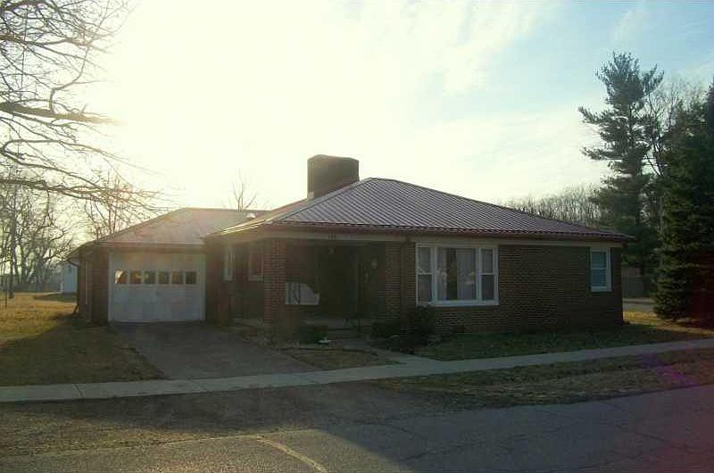 1st image of 104 S 1st St