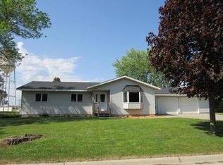 120 W Center St, Harmony, MN 55939