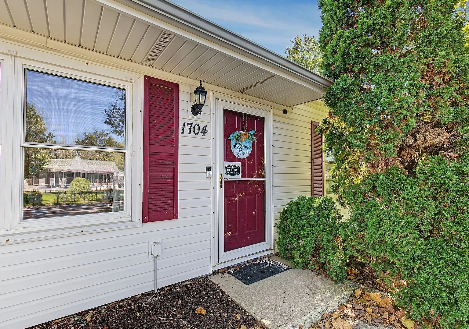 Charming 3-Bedroom Home with Fenced Yard, Two Patios & Detached Garage! (sublease offer through 7... — Photo 2
