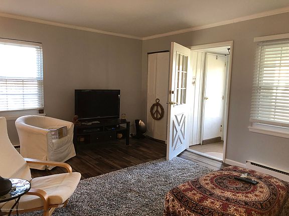 5th image of 1117D Argyll Cir