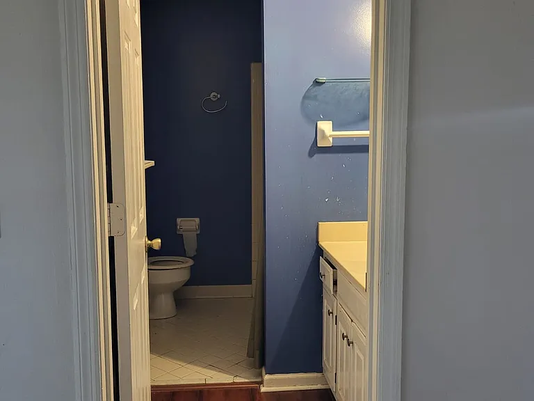 404 Brentwood Point — Photo 16