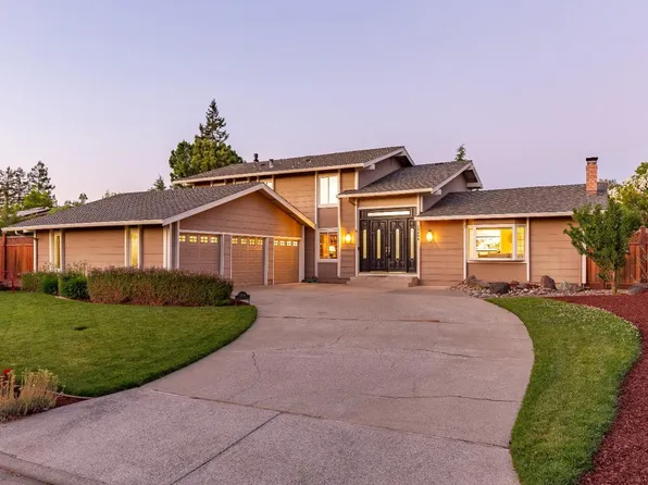 12694 Larchmont Ave, Saratoga, CA 95070