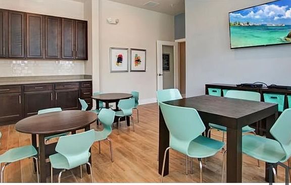 3rd image of 4205 Jordana Way
