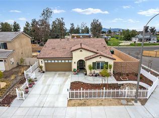 200 Evergold Sedge Ln, San Jacinto, CA 92583