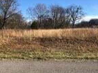 8 Gaines Rd, Brandenburg, KY 40108