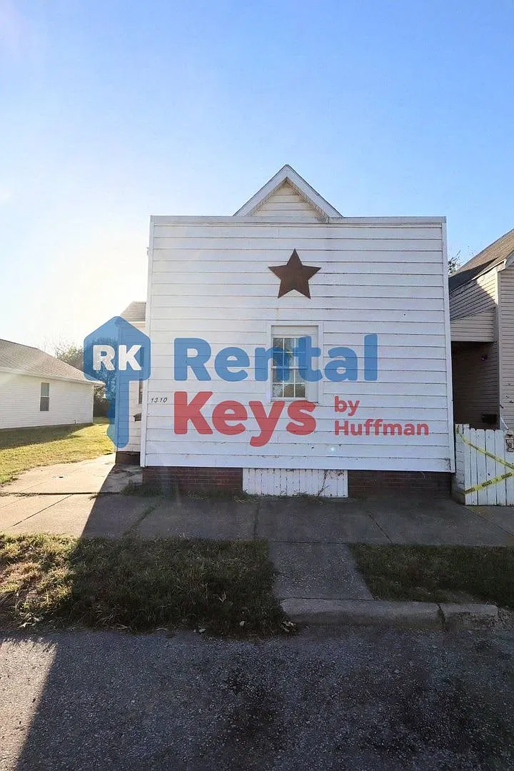 Three Bedroom House | Move in Ready — Photo 2