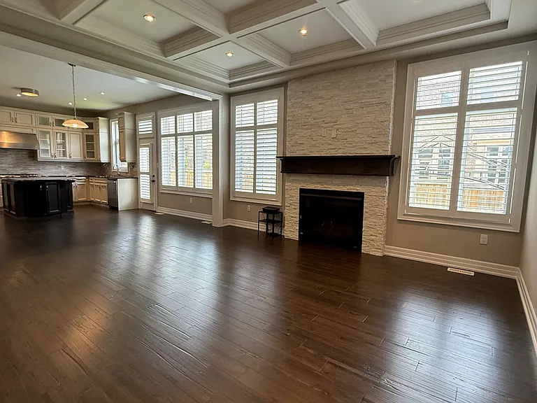 222 N Park Blvd — Photo 12