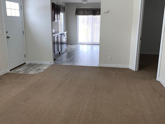 4th image of 17188 Roberts Dr