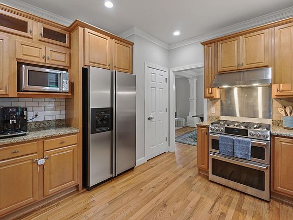 5th image of 2015 Brownstone Ln