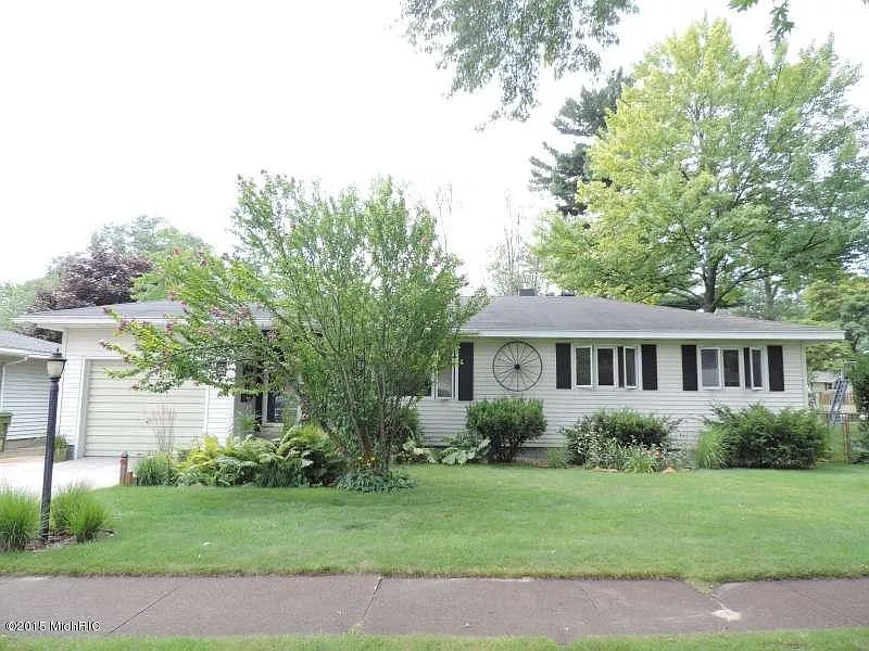 1495 Chapel Rd photo 1